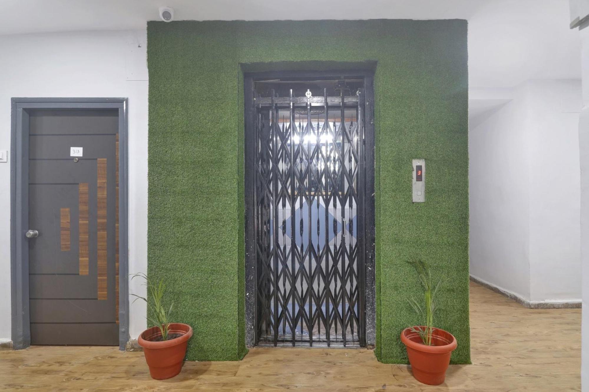 Townhouse S Continental Hotel Haiderabad Buitenkant foto